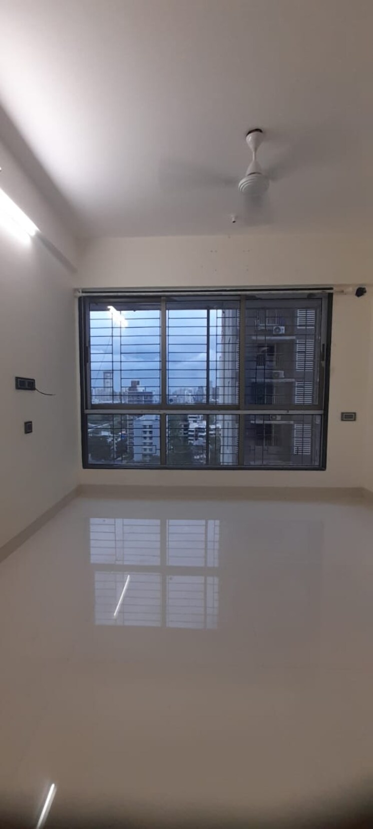 Room, je-and-vee-om-trimurti 1 Bedroom 395 Sq.Ft. Apartment In Malad East Mumbai 9365877