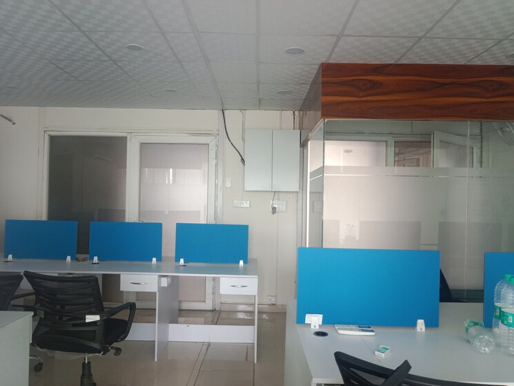Team Area, gaur-city-center Commercial Office Space 900 Sq.Ft. In Sector 4 Greater Noida Greater Noida 9365864