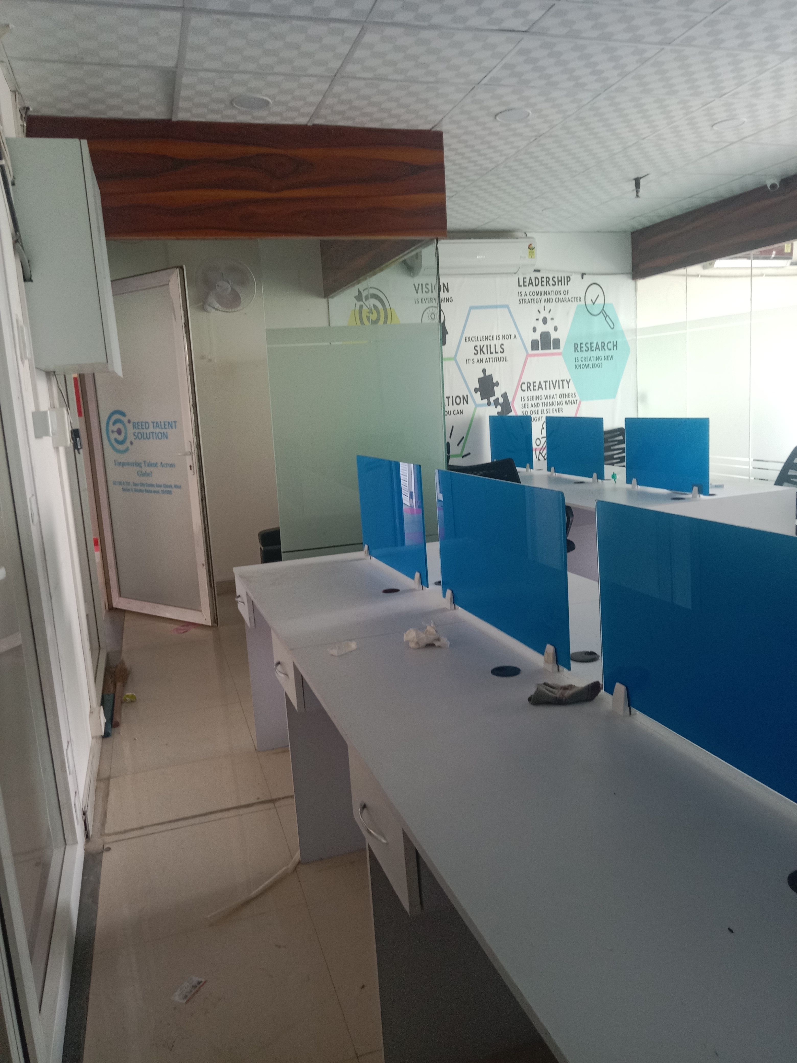 Office Space For Rent in Gaur City Center