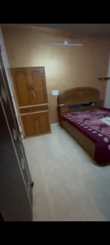 Furnished Amenities in 2 BHK Builder Floor at Pitampura – for Rent