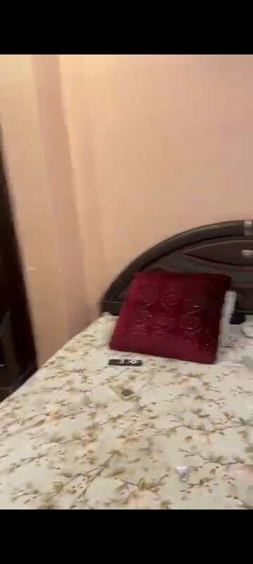 Furnished Amenities in 2 BHK Builder Floor at Pitampura – for Rent