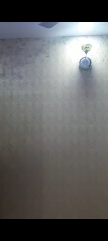 Room in 1 BHK Builder Floor at Pitampura – for Rent