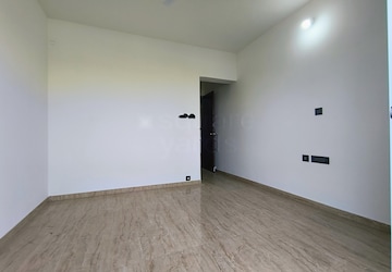 Room in 3 BHK Apartment at VTP Cygnus, Kharadi – for Rent