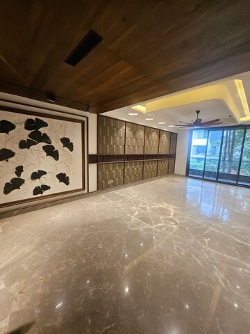 Room in 3 BHK Apartment at Malcha Marg – for Sale