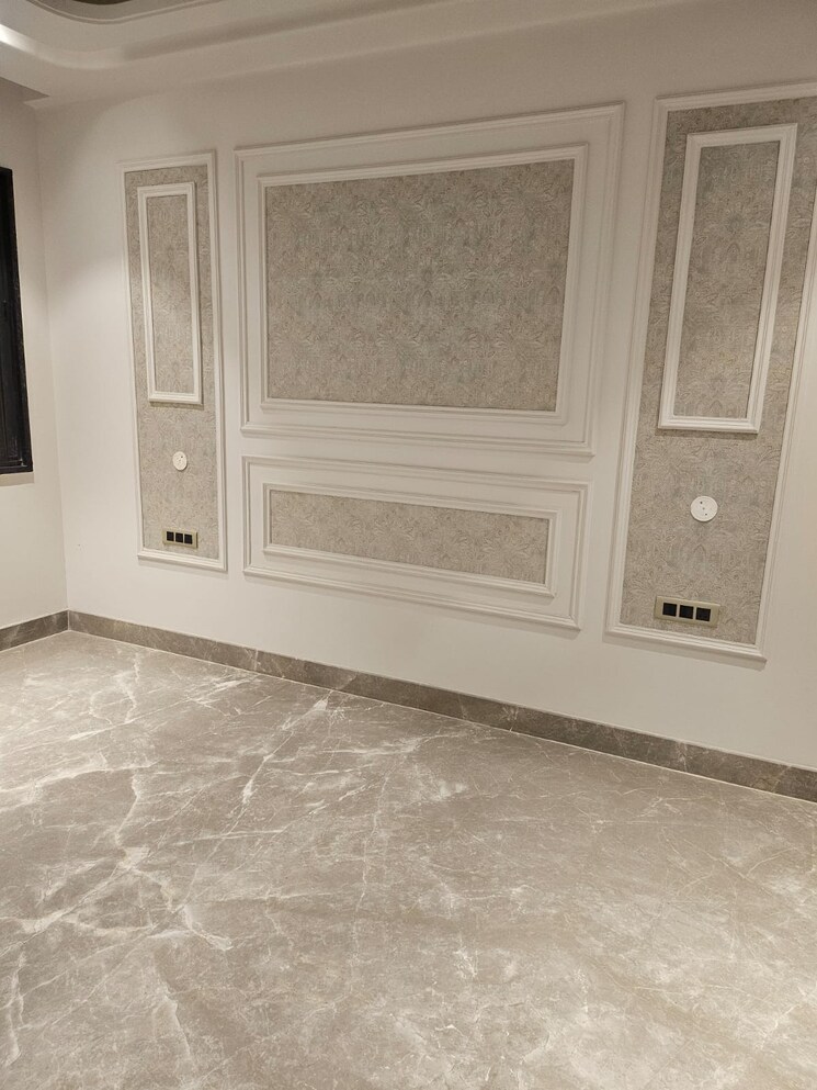 Room, malcha marg 3 Bedroom 3336 Sq.Ft. Apartment In Malcha Marg Delhi 9365900