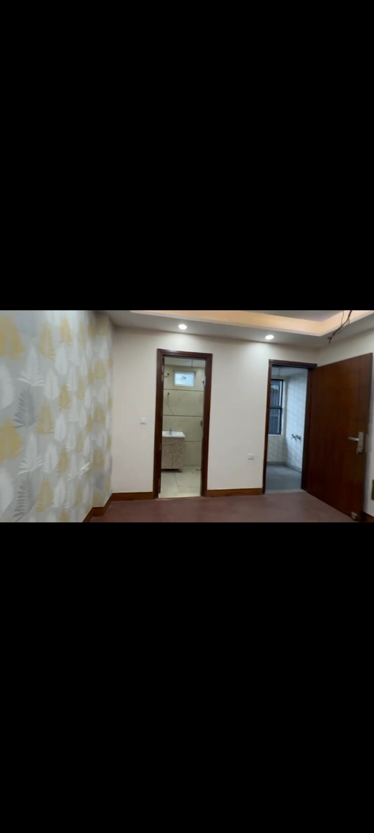 Room, pitampura 3 Bedroom 1600 Sq.Ft. Builder Floor In Pitampura Delhi 9365942