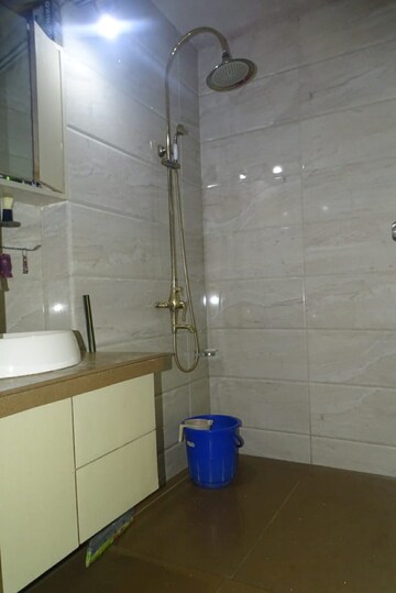 Bathroom in 2.5 BHK Apartment at Oberoi Realty Woods, Goregaon East – for Rent