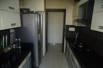 Kitchen in 2.5 BHK Apartment at Oberoi Realty Woods, Goregaon East – for Rent