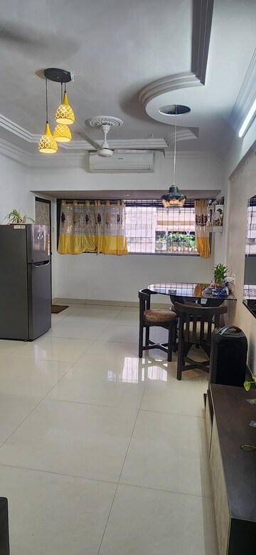 2 BHK Apartment For Rent in Krishna Kaveri Apartment, Andheri West