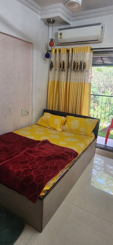 Furnished Amenities in 2 BHK Apartment at Krishna Kaveri Apartment, Andheri West – for Rent
