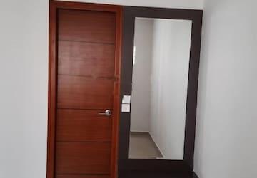 Room in 3 BHK Apartment at INDIS VB City, Bolarum – for Rent