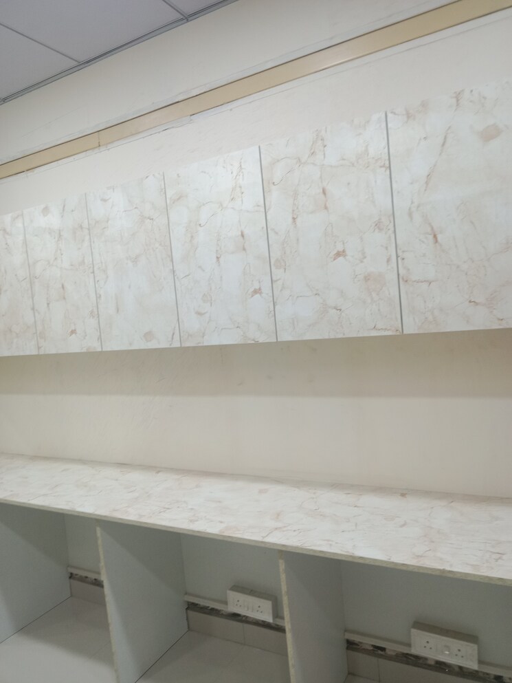 undefined, gaur-city-center Commercial Office Space 400 Sq.Ft. In Sector 4 Greater Noida Greater Noida 9366132