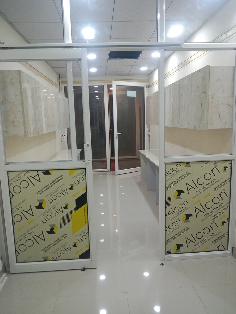 Team Area, gaur-city-center Commercial Office Space 400 Sq.Ft. In Sector 4 Greater Noida Greater Noida 9366132