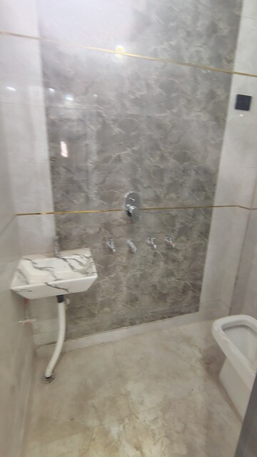 Bathroom in 2 BHK Builder Floor at Dwarka Mor – for Rent