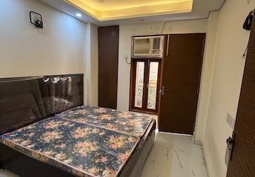 Bedroom in 1 BHK Apartment at Saket – for Rent
