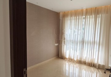 Furnished Amenities in 2 BHK Apartment at Hiranandani Highland, Powai – for Rent