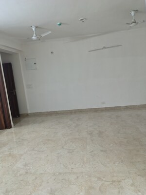 Furnished Amenities in 3 BHK Apartment at Amrapali Riverview, Amrapali Leisure Valley – for Rent