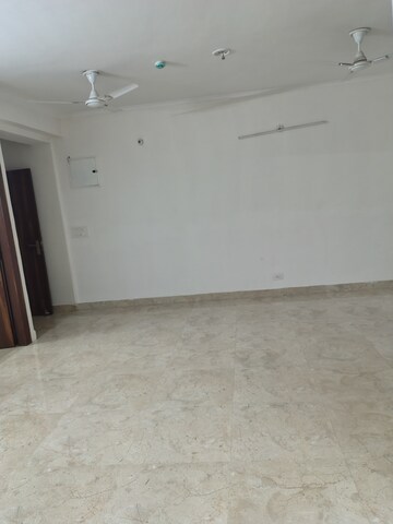Furnished Amenities in 3 BHK Apartment at Amrapali Riverview, Amrapali Leisure Valley – for Rent