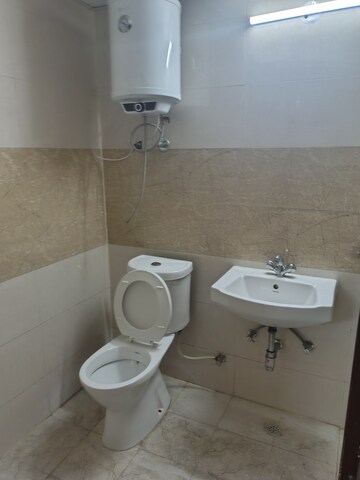 Bathroom in 3 BHK Apartment at Amrapali Riverview, Amrapali Leisure Valley – for Rent
