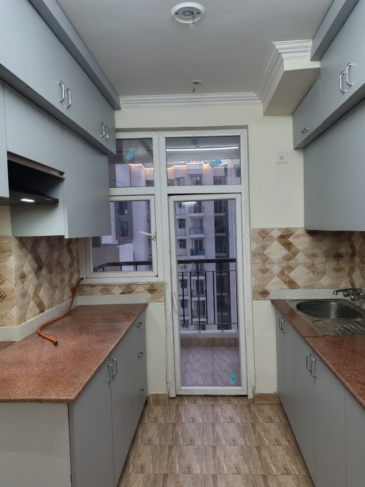 Kitchen, amrapali-riverview 3 Bedroom 1450 Sq.Ft. Apartment In Amrapali Leisure Valley Greater Noida 9366199