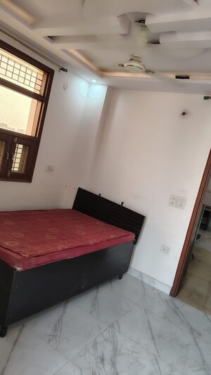 Bedroom in 3 BHK Builder Floor at Dwarka Mor – for Rent