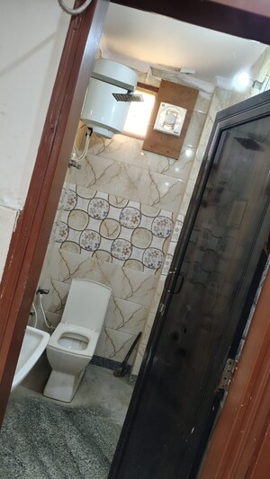 Balcony in 3 BHK Builder Floor at Dwarka Mor – for Rent