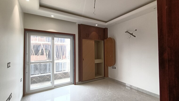 Room, bptp-district-3 3 Bedroom 1620 Sq.Ft. Builder Floor In Sector 85 Faridabad 9366333