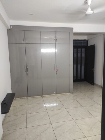 3 BHK Apartment For Rent in Shapoorji Pallonji Joyville Phase 3, Sector 102