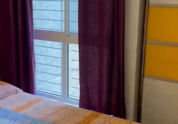 Bedroom in 3 BHK Apartment at Lodha Amara, Kolshet Road – for Rent
