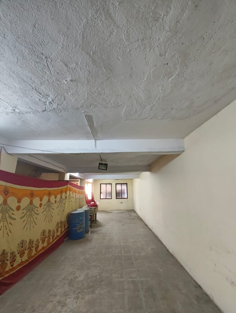 undefined, thane west Commercial Shop 650 Sq.Ft. In Thane West Thane 9366327