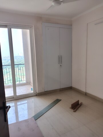 2 BHK Apartment For Rent in Amrapali Leisure Park, Amrapali Leisure Valley