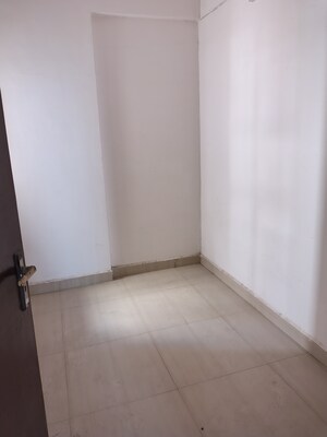 Furnished Amenities in 2 BHK Apartment at Amrapali Leisure Park, Amrapali Leisure Valley – for Rent