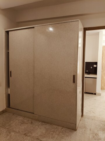 Room in 2 BHK Builder Floor at Dhakoli – for Rent