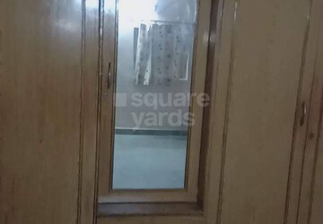 Room in 2 BHK Apartment at Kamadgiri Apartment, Dabur Chowk – for Sale