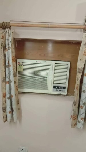 Room in 2 BHK Apartment at Kamadgiri Apartment, Dabur Chowk – for Sale