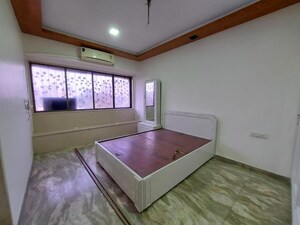 Furnished Amenities in 2 BHK Apartment at Yash 5 Diamond Garden, Chembur – for Rent