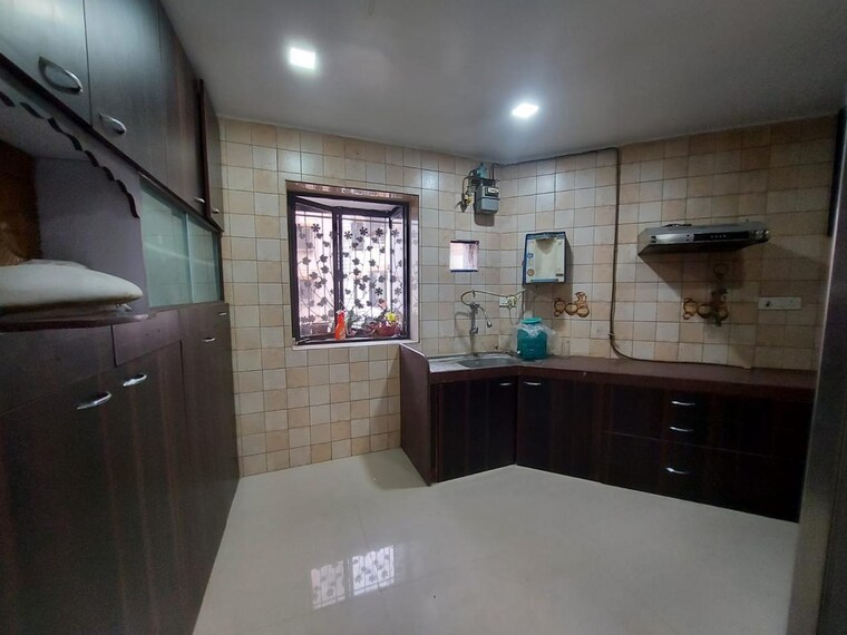 Kitchen, yash-5-diamond-garden 2 Bedroom 750 Sq.Ft. Apartment In Chembur Mumbai 9366331