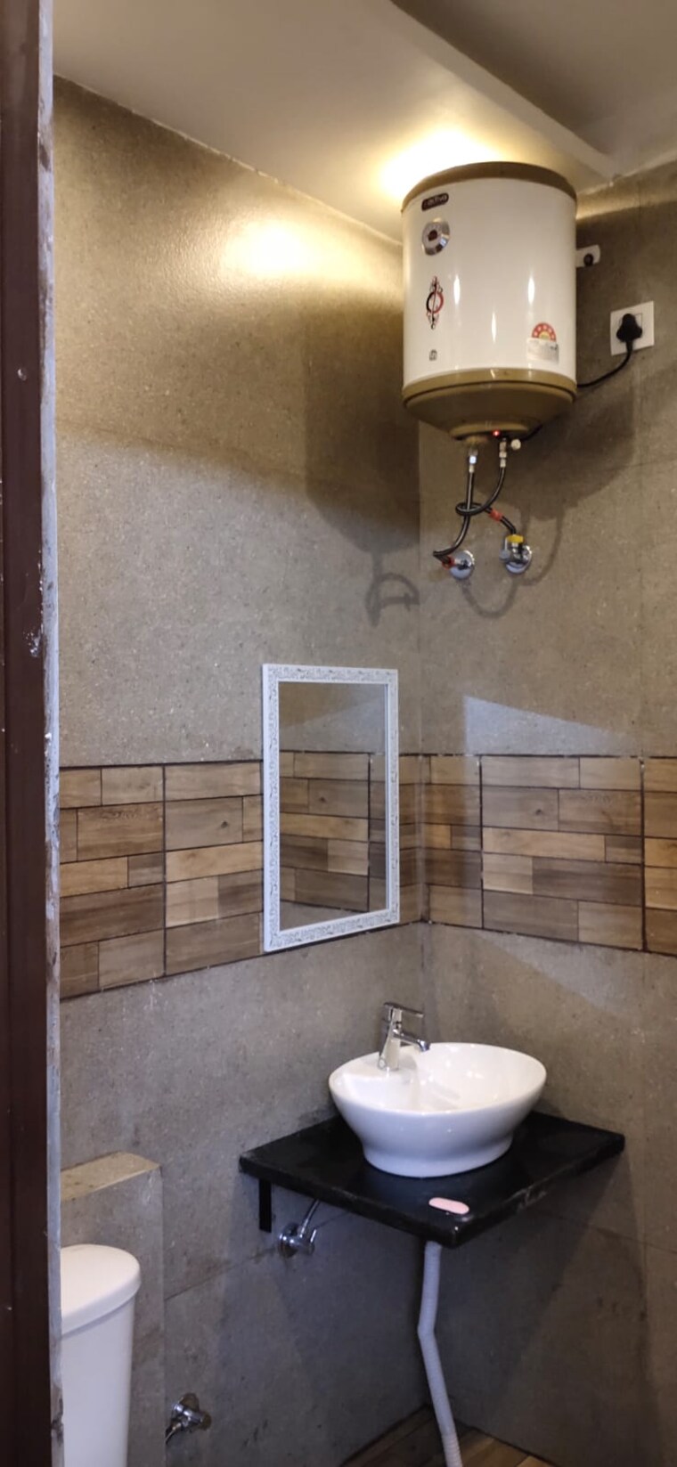 Bathroom, sunshine-enclave 3 Bedroom 1540 Sq.Ft. Apartment In Vip Road Zirakpur 9366364