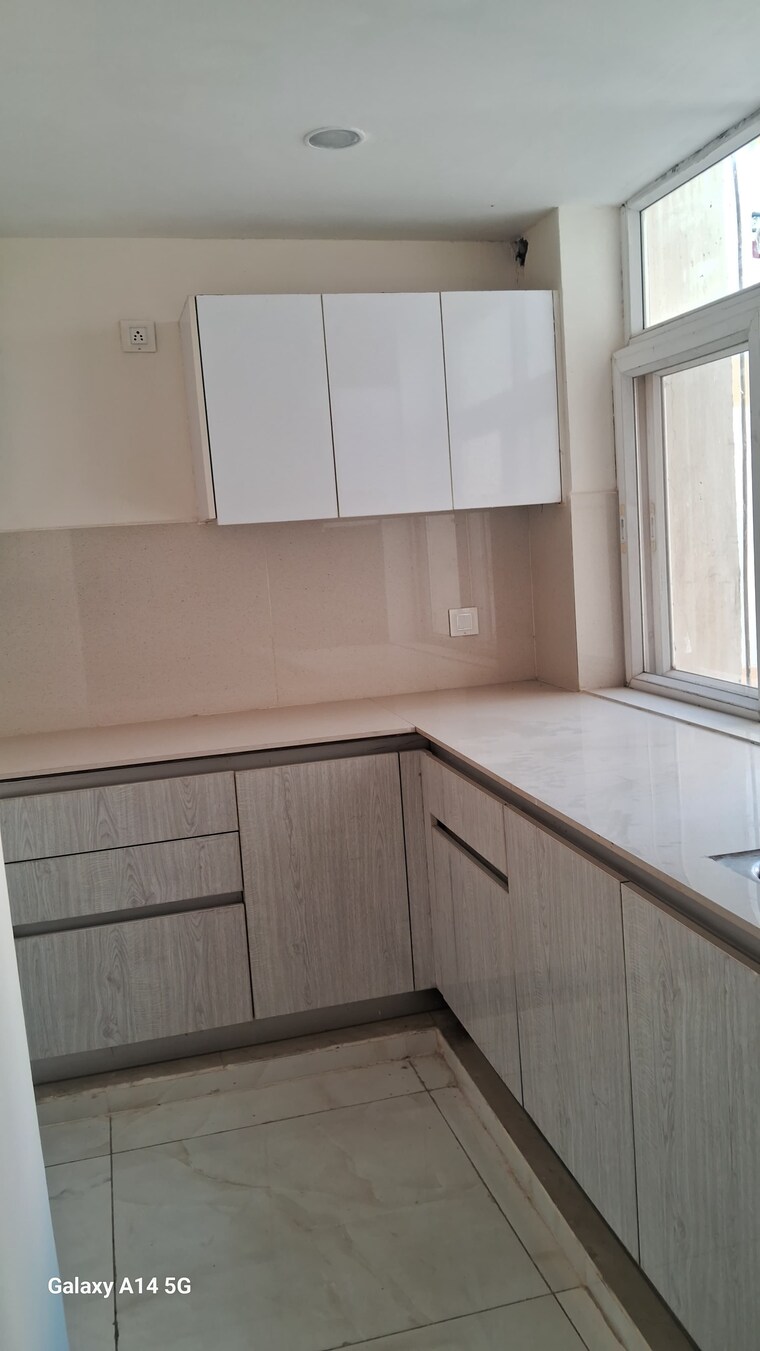 Kitchen, vip road 3 Bedroom 1450 Sq.Ft. Apartment In Vip Road Zirakpur 9366449