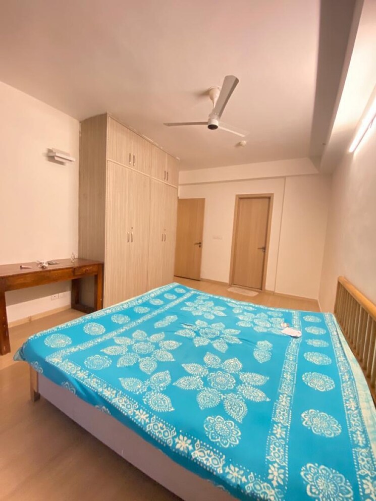 Bedroom, dlf-new-town-heights-ii 3.5 Bedroom 1930 Sq.Ft. Apartment In Sector 86 Gurgaon 9366210