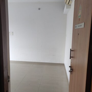Room in 1 BHK Apartment at Lodha Palava City, Dombivli East – for Rent