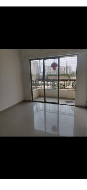 Room in 1 BHK Apartment at Lodha Palava City, Dombivli East – for Rent
