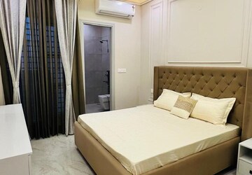 Bedroom in 3 BHK Villa at Ghazipur – for Sale