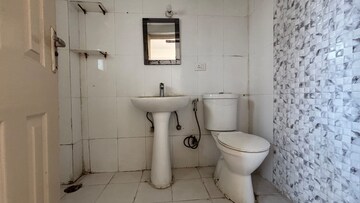 Bathroom in 3.5 BHK Apartment at Supertech Ecociti, Sector 137 – for Sale