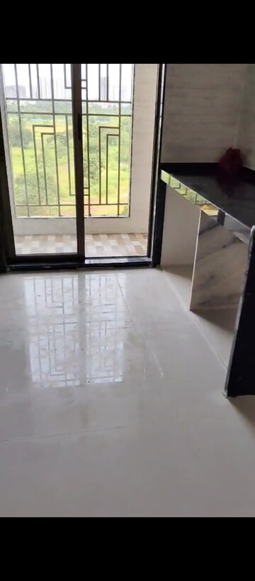 Room in 1 BHK Apartment at Regency Estate, Dombivli East – for Rent