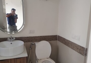 Bathroom in 4 BHK Builder Floor at Emaar Emerald Floors, Sector 65 – for Rent