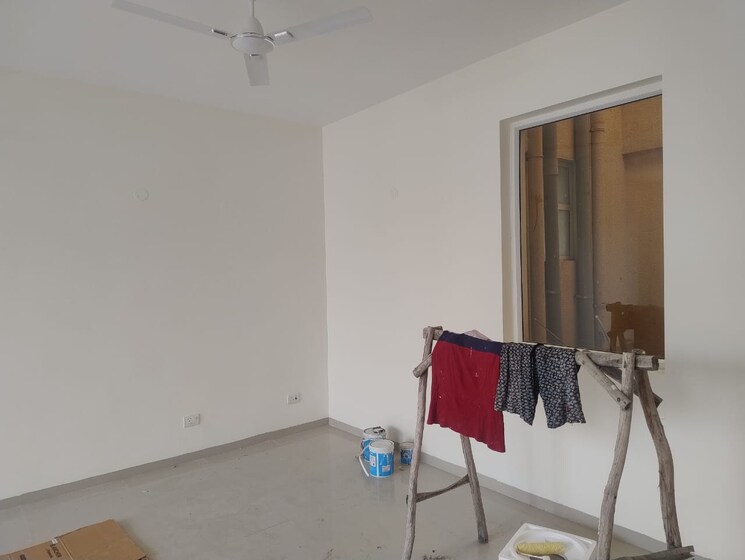 Team Area, emaar-emerald-floors 4 Bedroom 2250 Sq.Ft. Builder Floor In Sector 65 Gurgaon 9366550