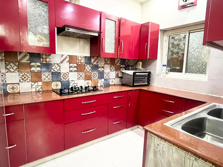 Kitchen, east of kailash 3 Bedroom 1800 Sq.Ft. Builder Floor In East Of Kailash Delhi 9366639