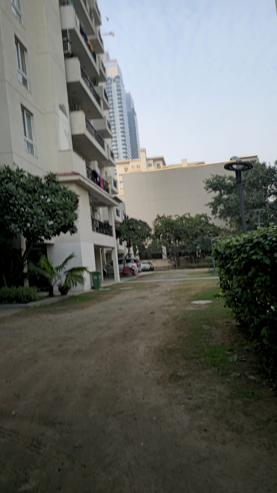 2 BHK Apartment For Rent in Emaar Emerald Nuevo