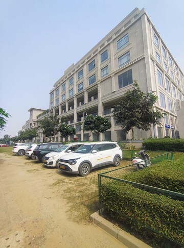  Shop – Exterior View View at Sector 60 - for Rent